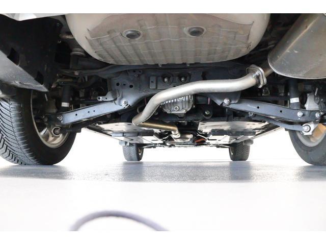 フォレスター アドバンス 大型サンルーフ ドライブレコーダー 本革シート パワーリヤゲート 本革シート 大型サンルーフ アイサイトセイフティプラス(視界拡張) ルーフレール パナソニックナビゲーション ストラットタワーバー ドアバイザー ドアエッジモール ETC2.0(17枚目)