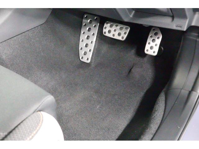 レヴォーグ レイバック リミテッドＥＸ　デジタルミラー　ドラレコ　ＥＴＣ２．０　アイサイトＸ　パワーリヤゲート　全席シートヒーター　１２．３インチ液晶メーター　１１・６インチセンターインフォメーション　デジタルミラー　ＥＴＣ２．０　ドライブレコーダー　ＬＥＤアクセサリーライナー（61枚目）