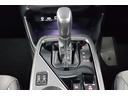 電動パーキングブレーキを採用しています。すっきりとしたシフトまわりです♪