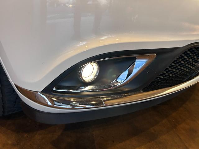 ダッジ・デュランゴ シタデル 新車並行車 ワンオーナー ユーザー買取車 7人乗り 3列シート 黒革シート サンルーフ 純正20インチAW バック&サイド&アンダーカメラ パドルシフト レーダークルーズコントロール(6枚目)