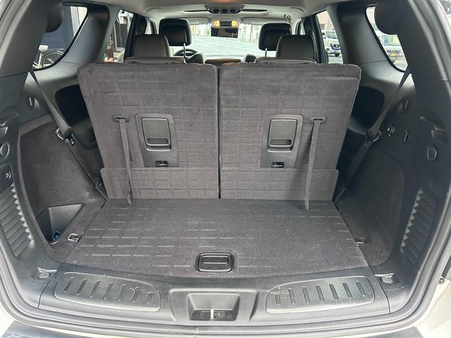 ダッジ・デュランゴ シタデル 新車並行車 ワンオーナー ユーザー買取車 7人乗り 3列シート 黒革シート サンルーフ 純正20インチAW バック&サイド&アンダーカメラ パドルシフト レーダークルーズコントロール(26枚目)