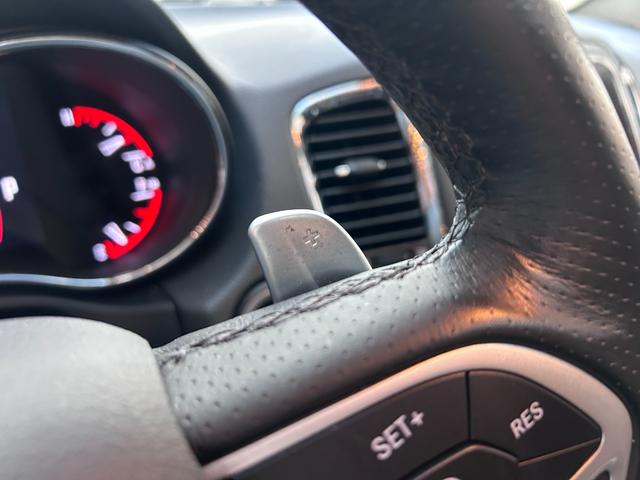 ダッジ・デュランゴ シタデル 新車並行車 ワンオーナー ユーザー買取車 7人乗り 3列シート 黒革シート サンルーフ 純正20インチAW バック&サイド&アンダーカメラ パドルシフト レーダークルーズコントロール(31枚目)