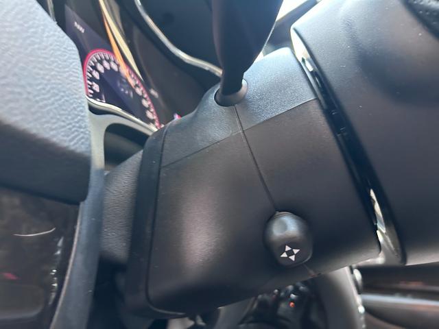 ダッジ・デュランゴ シタデル 新車並行車 ワンオーナー ユーザー買取車 7人乗り 3列シート 黒革シート サンルーフ 純正20インチAW バック&サイド&アンダーカメラ パドルシフト レーダークルーズコントロール(32枚目)