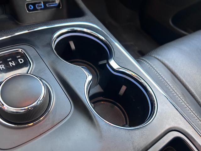 ダッジ・デュランゴ シタデル 新車並行車 ワンオーナー ユーザー買取車 7人乗り 3列シート 黒革シート サンルーフ 純正20インチAW バック&サイド&アンダーカメラ パドルシフト レーダークルーズコントロール(40枚目)