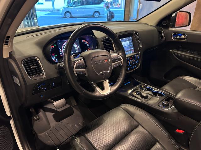 ダッジ・デュランゴ シタデル 新車並行車 ワンオーナー ユーザー買取車 7人乗り 3列シート 黒革シート サンルーフ 純正20インチAW バック&サイド&アンダーカメラ パドルシフト レーダークルーズコントロール(44枚目)