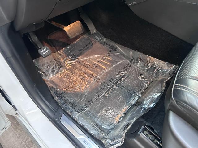 ダッジ・デュランゴ シタデル 新車並行車 ワンオーナー ユーザー買取車 7人乗り 3列シート 黒革シート サンルーフ 純正20インチAW バック&サイド&アンダーカメラ パドルシフト レーダークルーズコントロール(46枚目)