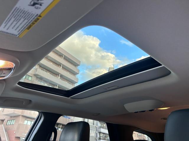 ダッジ・デュランゴ シタデル 新車並行車 ワンオーナー ユーザー買取車 7人乗り 3列シート 黒革シート サンルーフ 純正20インチAW バック&サイド&アンダーカメラ パドルシフト レーダークルーズコントロール(47枚目)