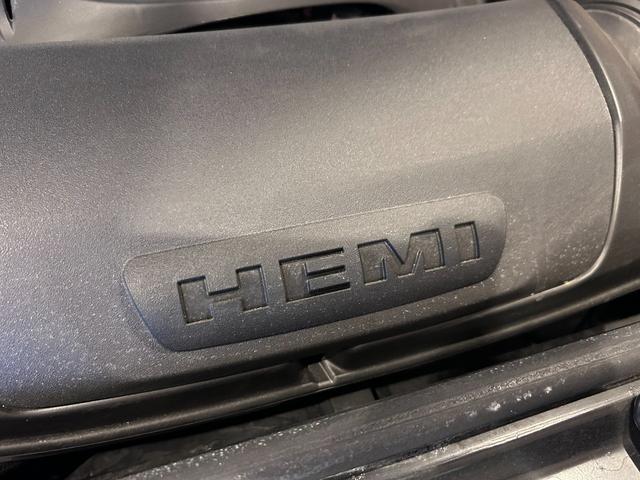 ダッジ・デュランゴ シタデル 新車並行車 ワンオーナー ユーザー買取車 7人乗り 3列シート 黒革シート サンルーフ 純正20インチAW バック&サイド&アンダーカメラ パドルシフト レーダークルーズコントロール(53枚目)