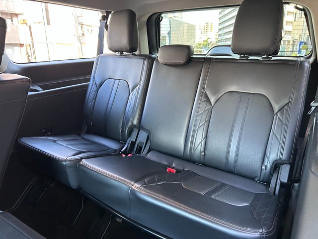 エクスペディション MAX プラチナム ロングボディー 2019年モデル 新車並行 4WD サンルーフ ブラックレザーシート シートヒーター&クーラー LEDライト 360°カメラ アップルカープレイ ETC 純正22インチアルミホイール(29枚目)