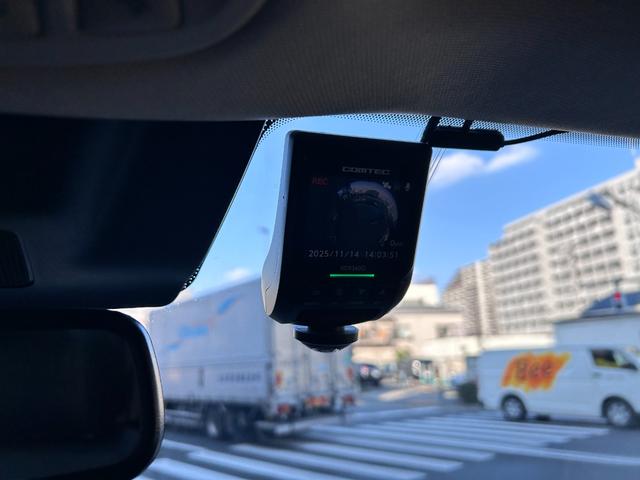 エクスペディション MAX プラチナム ロングボディー 2019年モデル 新車並行 4WD サンルーフ ブラックレザーシート シートヒーター&クーラー LEDライト 360°カメラ アップルカープレイ ETC 純正22インチアルミホイール(44枚目)