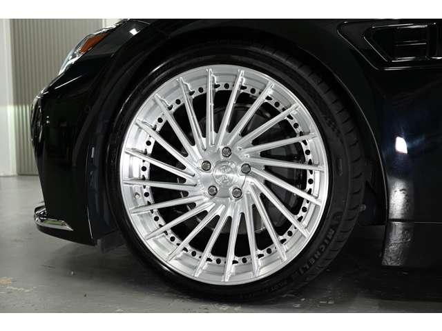 LS LS500h エグゼクティブ アドバンスドドライブ 4WD ワイトレ エアサスコントローラー マークレビンソン リアエンタ パノラミックビューモニター デジタルインナーミラー(26枚目)