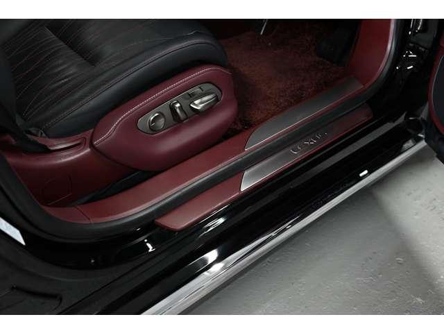 LS LS500h エグゼクティブ アドバンスドドライブ 4WD ワイトレ エアサスコントローラー マークレビンソン リアエンタ パノラミックビューモニター デジタルインナーミラー(47枚目)