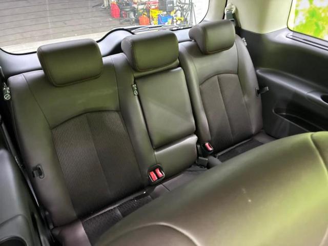 エルグランド ハイウェイスターS 新品タイヤ/保証書/純正 SDナビ/後席モニター 純正 12.3インチ/エマージェンシーブレーキ/両側電動スライドドア/シート ハーフレザー/プロパイロット/ドライブレコーダー 純正 バックカメラ(6枚目)