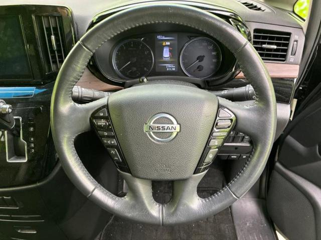 エルグランド ハイウェイスターS 新品タイヤ/保証書/純正 SDナビ/後席モニター 純正 12.3インチ/エマージェンシーブレーキ/両側電動スライドドア/シート ハーフレザー/プロパイロット/ドライブレコーダー 純正 バックカメラ(16枚目)