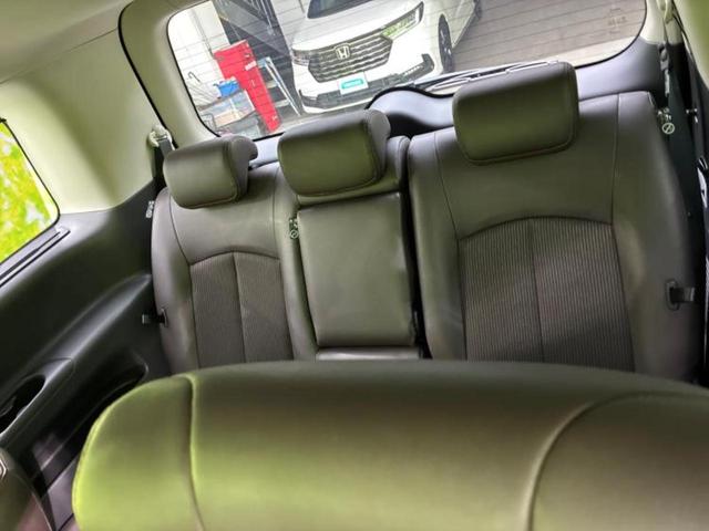 エルグランド ハイウェイスターS 新品タイヤ/保証書/純正 SDナビ/後席モニター 純正 12.3インチ/エマージェンシーブレーキ/両側電動スライドドア/シート ハーフレザー/プロパイロット/ドライブレコーダー 純正 バックカメラ(19枚目)