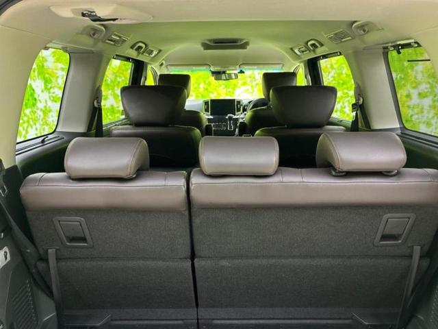 エルグランド ハイウェイスターS 新品タイヤ/保証書/純正 SDナビ/後席モニター 純正 12.3インチ/エマージェンシーブレーキ/両側電動スライドドア/シート ハーフレザー/プロパイロット/ドライブレコーダー 純正 バックカメラ(20枚目)