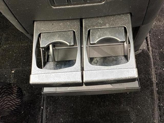 エルグランド ハイウェイスターS 新品タイヤ/保証書/純正 SDナビ/後席モニター 純正 12.3インチ/エマージェンシーブレーキ/両側電動スライドドア/シート ハーフレザー/プロパイロット/ドライブレコーダー 純正 バックカメラ(39枚目)