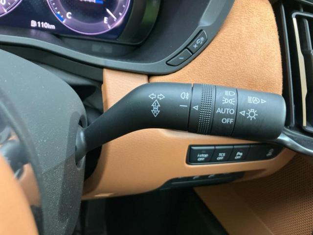 ＣＸ－６０ ４ＷＤ　ＸＤハイブリッドプレミアムスポーツ　サンルーフ／ＢＯＳＥ／保証書／純正　１１．６インチ　ＳＤナビ／衝突安全装置／シートヒーター／全方位モニター／車線逸脱防止支援システム／シート　ハーフレザー／パーキングアシスト　バックガイド　電動シート（17枚目）