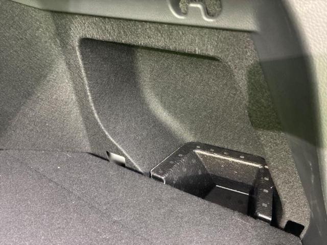 ＷＥＣＡＲＳでは各商談席に大型モニターをご用意しております！見やすい大画面でゆったりと全国の在庫をご覧いただけます！是非ご来店お待ちしております！