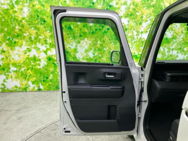 N-BOXカスタム 4WDコーディネートスタイル2トーン 保証書/純正 9インチ SDナビ/両側電動スライドドア/シートヒーター/車線逸脱防止支援システム/シート ハーフレザー/ヘッドランプ LED/USBジャック/Bluetooth接続/ETC 4WD(22枚目)