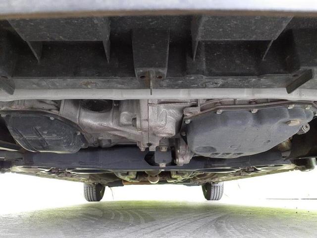 ノート Ｘ　保証書／社外　ＳＤナビ／ヘッドランプ　ＨＩＤ／ＥＴＣ／ＥＢＤ付ＡＢＳ／アイドリングストップ／ワンセグＴＶ／エアバッグ　運転席／エアバッグ　助手席／パワーウインドウ／エンジンスタートボタン　記録簿（40枚目）