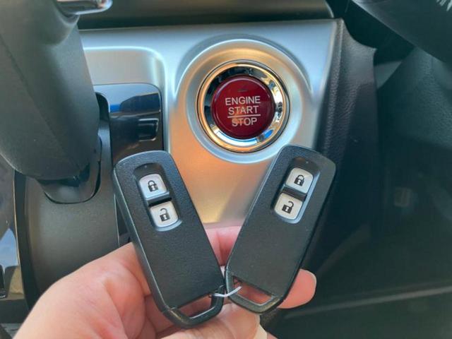 Ｎ－ＷＧＮカスタム Ｇ・ターボパッケージ　新品タイヤ／保証書／純正　８インチ　ＳＤナビ／車線逸脱防止支援システム／シート　ハーフレザー／ヘッドランプ　ＨＩＤ／Ｂｌｕｅｔｏｏｔｈ接続／ＥＴＣ／ＥＢＤ付ＡＢＳ／横滑り防止装置　バックカメラ　記録簿（15枚目）