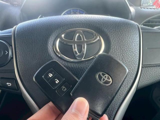 ヴォクシー ハイブリッドX 新品タイヤ/保証書/純正 SDナビ/衝突安全装置/電動スライドドア/ヘッドランプ LED/Bluetooth接続/ETC/EBD付ABS/横滑り防止装置/アイドリングストップ/バックモニター 記録簿(18枚目)