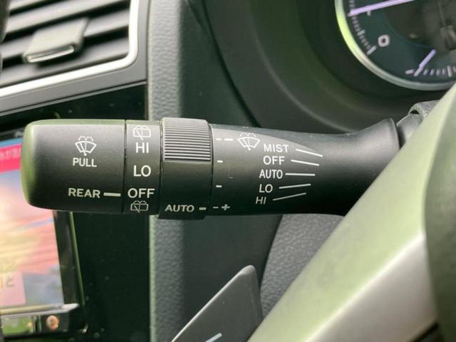 インプレッサG4 4WD1.6i-Lアイサイト 保証書/社外 SDナビ/衝突安全装置/車線逸脱防止支援システム/ヘッドランプ HID/Bluetooth接続/ETC/EBD付ABS/横滑り防止装置/アイドリングストップ/フルセグTV 4WD(17枚目)
