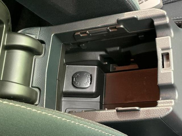 インプレッサG4 4WD1.6i-Lアイサイト 保証書/社外 SDナビ/衝突安全装置/車線逸脱防止支援システム/ヘッドランプ HID/Bluetooth接続/ETC/EBD付ABS/横滑り防止装置/アイドリングストップ/フルセグTV 4WD(30枚目)