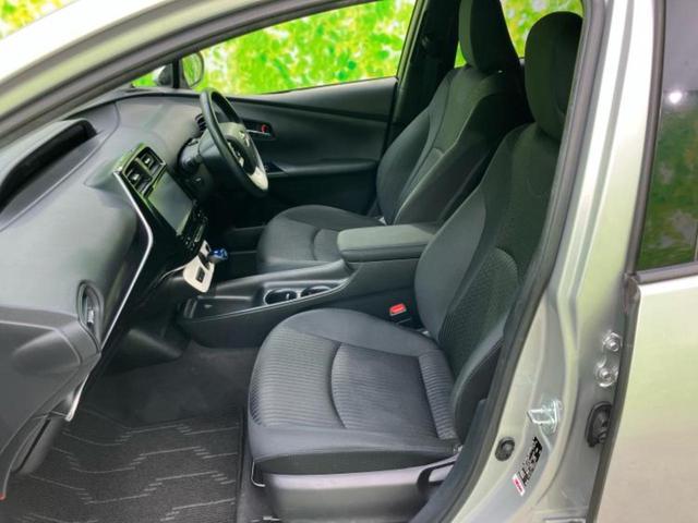 プリウス Ｓセーフティプラス　新品タイヤ／純正　ＳＤナビ／衝突安全装置／車線逸脱防止支援システム／パーキングアシスト　自動操舵／ヘッドランプ　ＬＥＤ／ＥＴＣ／ＥＢＤ付ＡＢＳ／横滑り防止装置／アイドリングストップ　ＬＥＤヘッドランプ（6枚目）