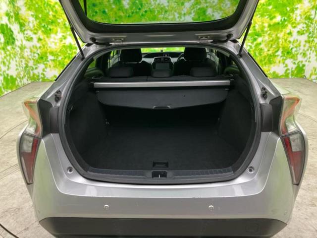 プリウス Ｓセーフティプラス　新品タイヤ／純正　ＳＤナビ／衝突安全装置／車線逸脱防止支援システム／パーキングアシスト　自動操舵／ヘッドランプ　ＬＥＤ／ＥＴＣ／ＥＢＤ付ＡＢＳ／横滑り防止装置／アイドリングストップ　ＬＥＤヘッドランプ（8枚目）