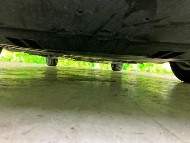 プリウス Ｓセーフティプラス　新品タイヤ／純正　ＳＤナビ／衝突安全装置／車線逸脱防止支援システム／パーキングアシスト　自動操舵／ヘッドランプ　ＬＥＤ／ＥＴＣ／ＥＢＤ付ＡＢＳ／横滑り防止装置／アイドリングストップ　ＬＥＤヘッドランプ（45枚目）