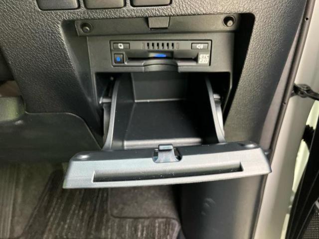 アルファード Ｓ　ディスプレイオーディオ＋ナビ９インチ／トヨタセーフティセンス／両側電動スライドドア／車線逸脱防止支援システム／ドライブレコーダー　前後／ヘッドランプ　ＬＥＤ／Ｂｌｕｅｔｏｏｔｈ接続　バックカメラ（32枚目）
