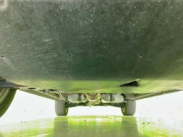 デリカＤ：５ ４ＷＤジャスパー　新品タイヤ／社外　８インチ　ＳＤナビ／両側電動スライドドア／ヘッドランプ　ＨＩＤ／ＥＴＣ／ＥＢＤ付ＡＢＳ／横滑り防止装置／バックモニター／ワンセグＴＶ／禁煙車／エアバッグ　運転席　バックカメラ　４ＷＤ（43枚目）