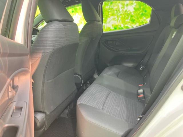 ヤリス Z 新品タイヤ/保証書/ディスプレイオーディオ/衝突安全装置/シートヒーター/車線逸脱防止支援システム/ヘッドランプ LED/ETC/EBD付ABS/横滑り防止装置/クルーズコントロール ワンオーナー(7枚目)