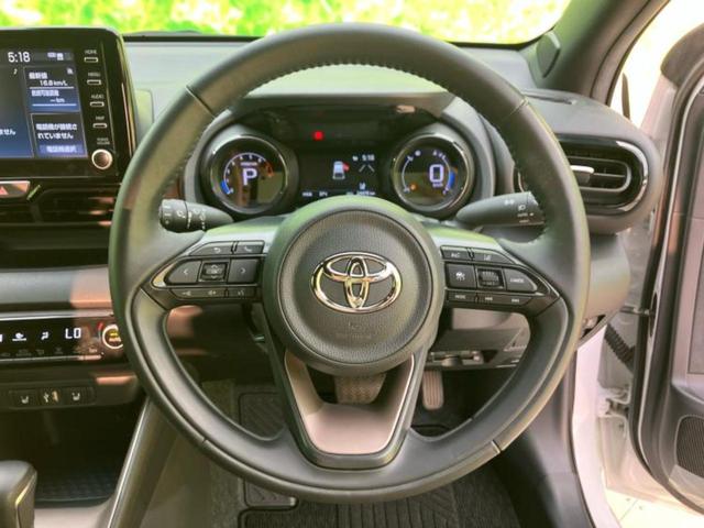 ヤリス Z 新品タイヤ/保証書/ディスプレイオーディオ/衝突安全装置/シートヒーター/車線逸脱防止支援システム/ヘッドランプ LED/ETC/EBD付ABS/横滑り防止装置/クルーズコントロール ワンオーナー(13枚目)