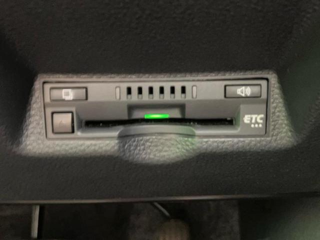 ヤリス Z 新品タイヤ/保証書/ディスプレイオーディオ/衝突安全装置/シートヒーター/車線逸脱防止支援システム/ヘッドランプ LED/ETC/EBD付ABS/横滑り防止装置/クルーズコントロール ワンオーナー(17枚目)