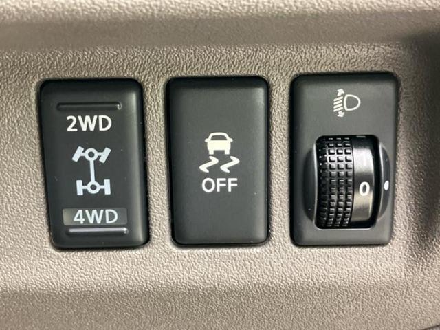 マーチ 4WDボレロ 新品タイヤ/保証書/純正 SDナビ/ドライブレコーダー 社外/Bluetooth接続/ETC/EBD付ABS/横滑り防止装置/フルセグTV/DVD/エアバッグ 運転席/エアバッグ 助手席 4WD(17枚目)