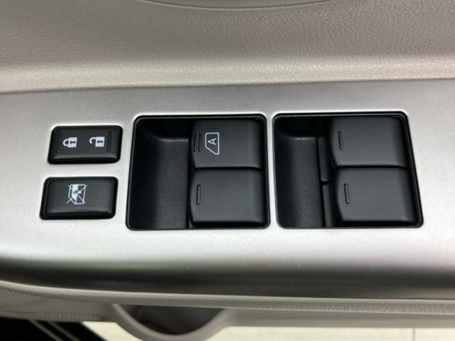 マーチ 4WDボレロ 新品タイヤ/保証書/純正 SDナビ/ドライブレコーダー 社外/Bluetooth接続/ETC/EBD付ABS/横滑り防止装置/フルセグTV/DVD/エアバッグ 運転席/エアバッグ 助手席 4WD(24枚目)