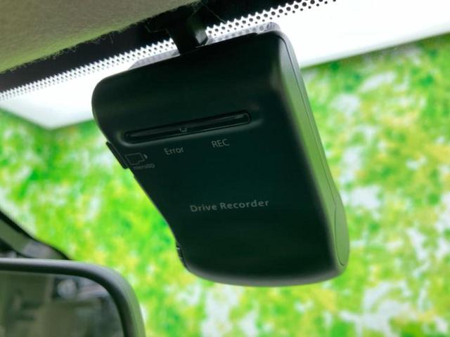 マーチ 4WDボレロ 新品タイヤ/保証書/純正 SDナビ/ドライブレコーダー 社外/Bluetooth接続/ETC/EBD付ABS/横滑り防止装置/フルセグTV/DVD/エアバッグ 運転席/エアバッグ 助手席 4WD(32枚目)