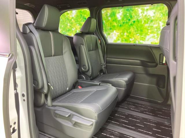 ノア ハイブリッドS-Z 保証書/ディスプレイオーディオ+ナビ10インチ/デジタルインナーミラー/衝突安全装置/両側電動スライドドア/シートヒーター 前席/パノラミックビューモニター/車線逸脱防止支援システム 全周囲カメラ(5枚目)