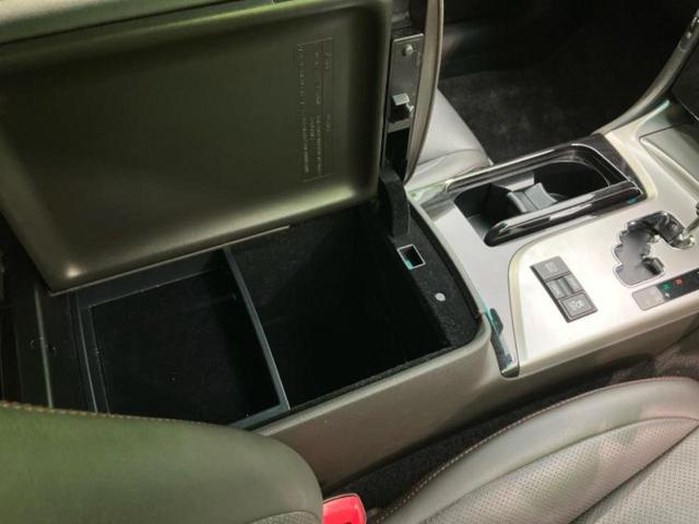 クラウン アスリートアニバーサリーエディション 保証書/純正 HDDナビ/シートヒーター 前席/シート フルレザー/ドライブレコーダー 前後/ヘッドランプ HID/USBジャック/ETC/EBD付ABS/横滑り防止装置/クルーズコントロール 記録簿(34枚目)