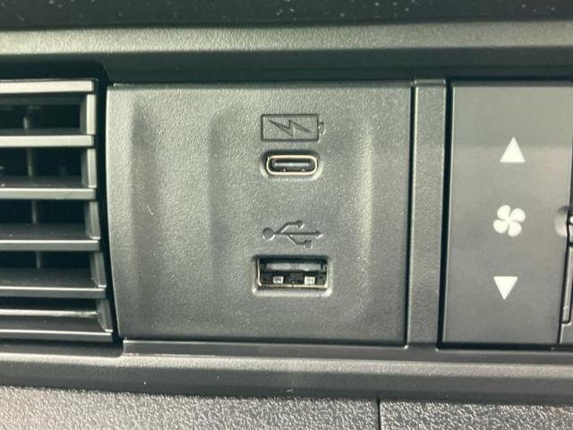 N-BOXカスタム ターボ 保証書/純正 9インチ ナビ/ホンダセンシング/両側電動スライドドア/シートヒーター 前席/車線逸脱防止支援システム/シート ハーフレザー/ヘッドランプ LED/USBジャック ターボ バックカメラ(31枚目)