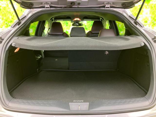 C-HR G 純正 SDナビ/衝突安全装置/シートヒーター/車線逸脱防止支援システム/シート ハーフレザー/ヘッドランプ LED/ETC/EBD付ABS/横滑り防止装置/アイドリングストップ/ワンセグTV 記録簿(19枚目)