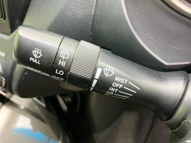 ランドクルーザープラド 4WD TXアルジェントクロス サンルーフ/純正 SDナビ/ETC/EBD付ABS/横滑り防止装置/バックモニター/ワンセグTV/ルーフレール/禁煙車/エアバッグ 運転席/エアバッグ 助手席/エアバッグ サイド バックカメラ 4WD(16枚目)