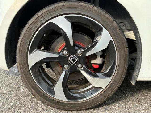 S660 アルファ 新品タイヤ/ディスプレイオーディオ/シート ハーフレザー/ドライブレコーダー 前後/ヘッドランプ LED/ETC/EBD付ABS/横滑り防止装置/クルーズコントロール/禁煙車/エアバッグ 運転席(18枚目)