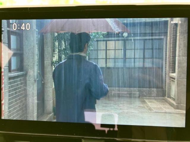 ヴォクシー ハイブリッドS-Z 保証書/純正 10インチ SDナビ/デジタルインナーミラー/衝突安全装置/両側電動スライドドア/シートヒーター 前席/車線逸脱防止支援システム/シート ハーフレザー/ヘッドランプ LED バックカメラ(12枚目)