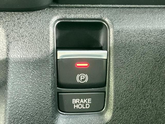 N-BOXカスタム ターボ 保証書/純正 8インチ ナビ/ホンダセンシング/両側電動スライドドア/シートヒーター 前席/車線逸脱防止支援システム/シート ハーフレザー/ヘッドランプ LED/Bluetooth接続 ターボ 禁煙車(31枚目)