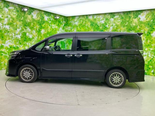 ヴォクシー ハイブリッドZSキラメキ2 保証書/純正 9インチ SDナビ/フリップダウンモニター 純正 12.1インチ/衝突安全装置/両側電動スライドドア/車線逸脱防止支援システム/ドライブレコーダー 前後/ヘッドランプ LED DVD再生(2枚目)