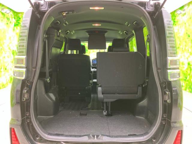 ヴォクシー ハイブリッドZSキラメキ2 保証書/純正 9インチ SDナビ/フリップダウンモニター 純正 12.1インチ/衝突安全装置/両側電動スライドドア/車線逸脱防止支援システム/ドライブレコーダー 前後/ヘッドランプ LED DVD再生(20枚目)